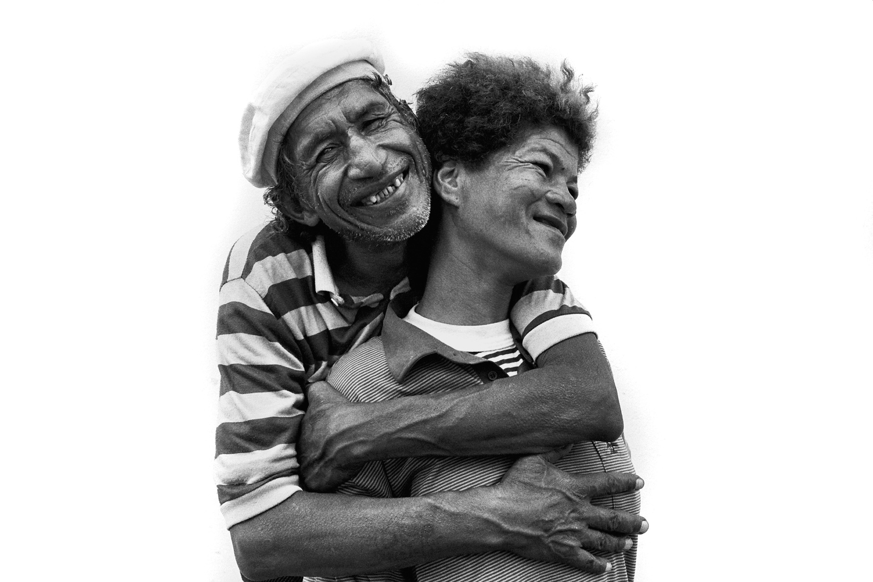 happy-homeless-couple-new-website